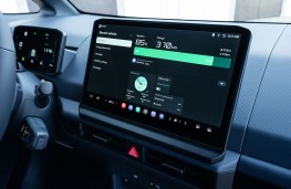 Kia PV5 Cargo, 2025, display screen